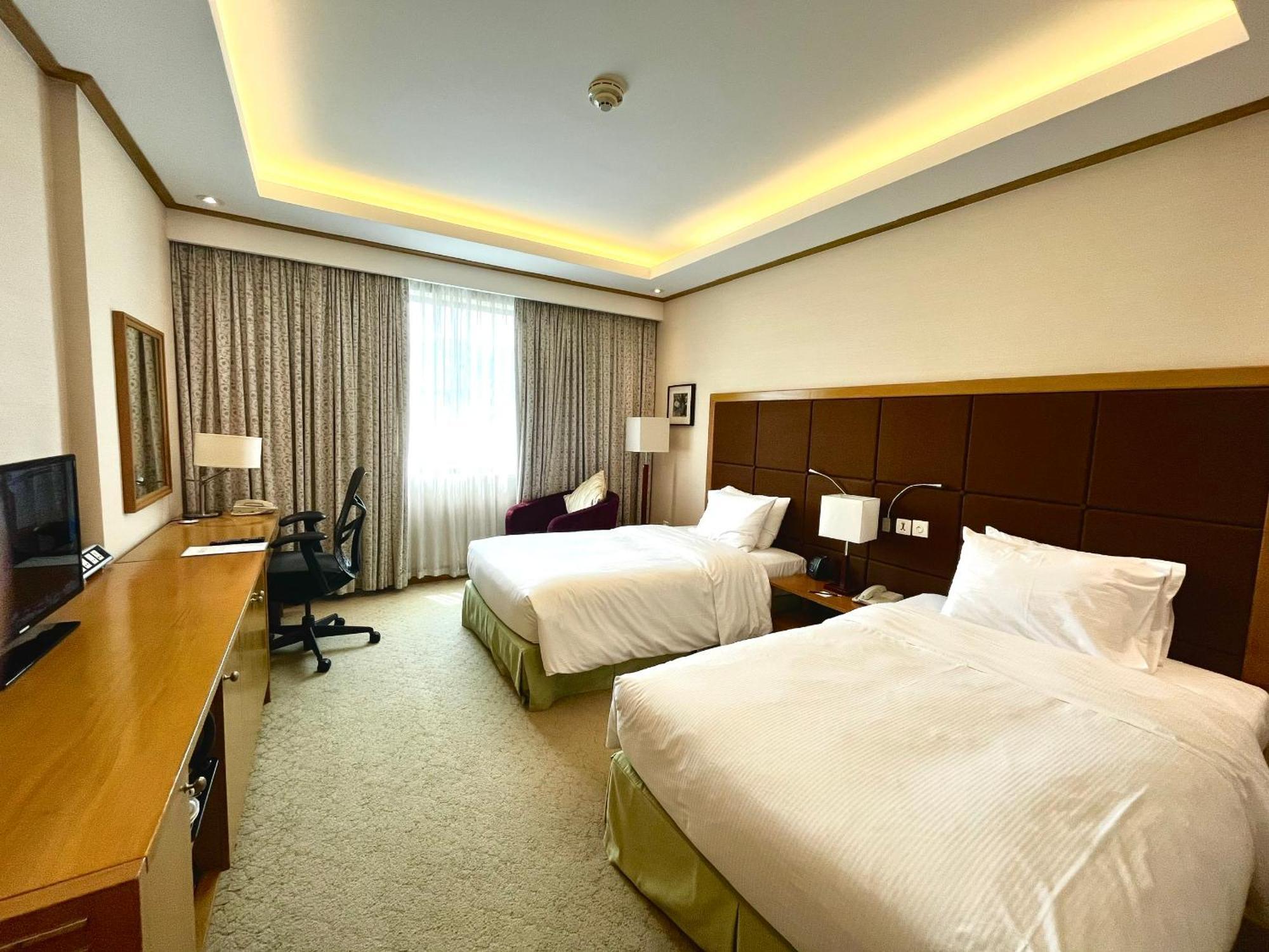 Hilton Garden Inn Hanoi Exterior photo